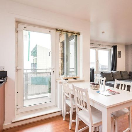 Modern Spacious 3 Bedroom City Centre Apartment - Free Parking - Private Balcony Εδιμβούργο Εξωτερικό φωτογραφία