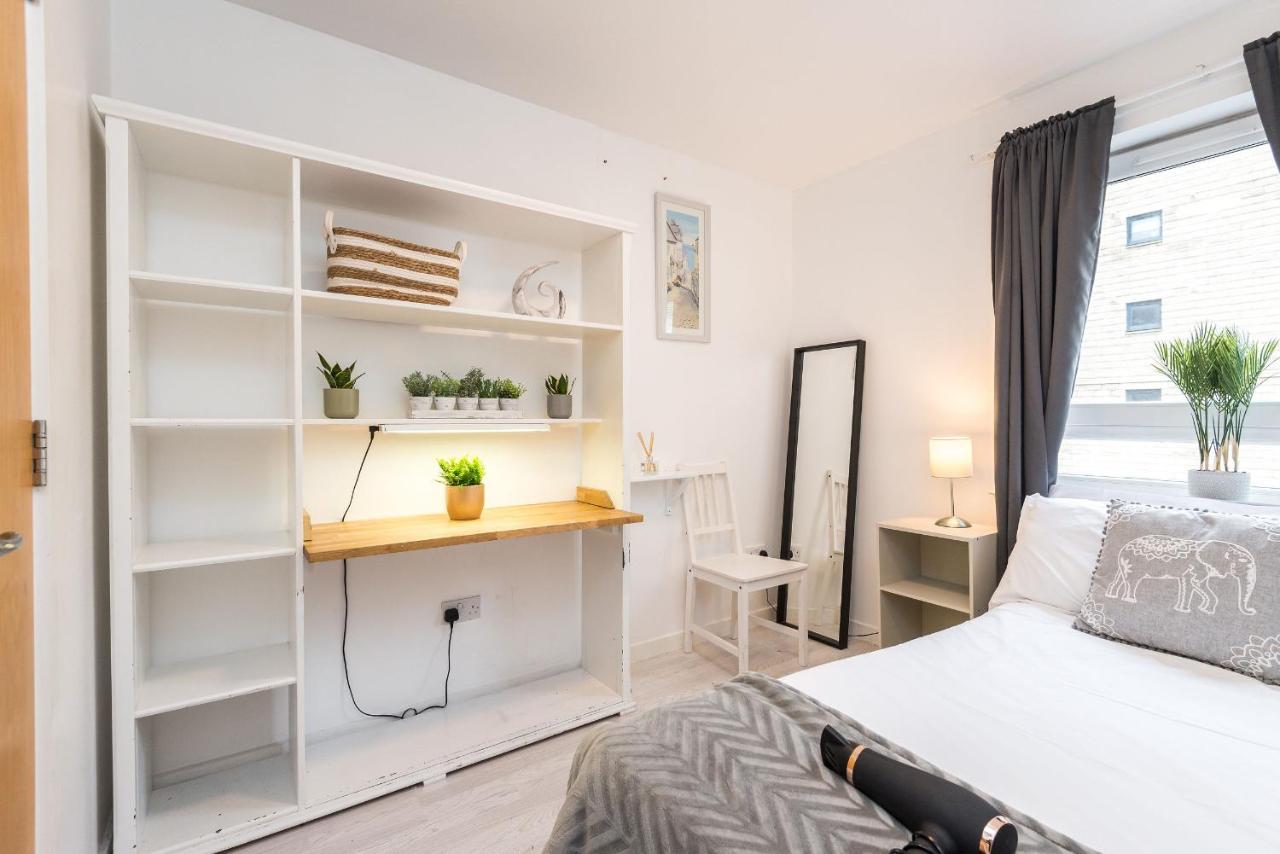 Modern Spacious 3 Bedroom City Centre Apartment - Free Parking - Private Balcony Εδιμβούργο Εξωτερικό φωτογραφία