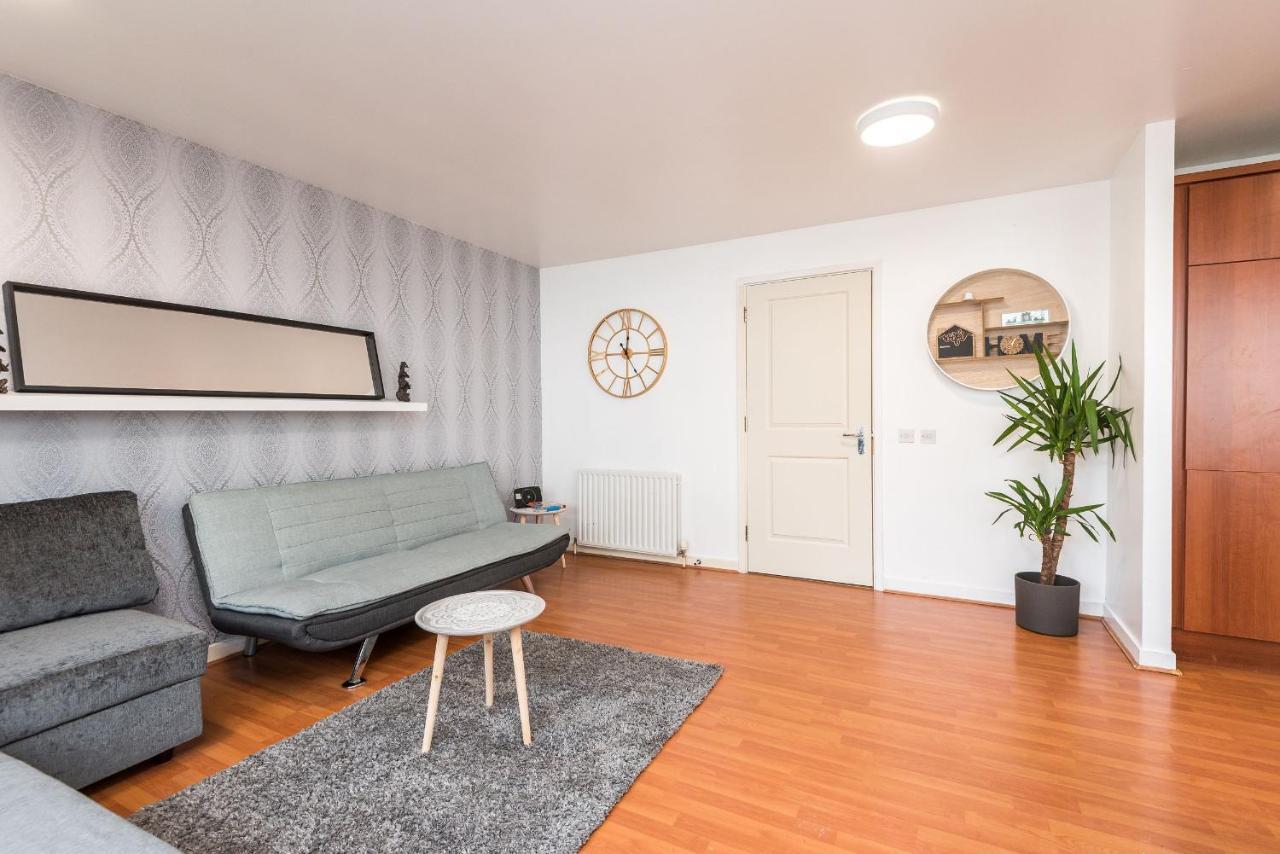 Modern Spacious 3 Bedroom City Centre Apartment - Free Parking - Private Balcony Εδιμβούργο Εξωτερικό φωτογραφία