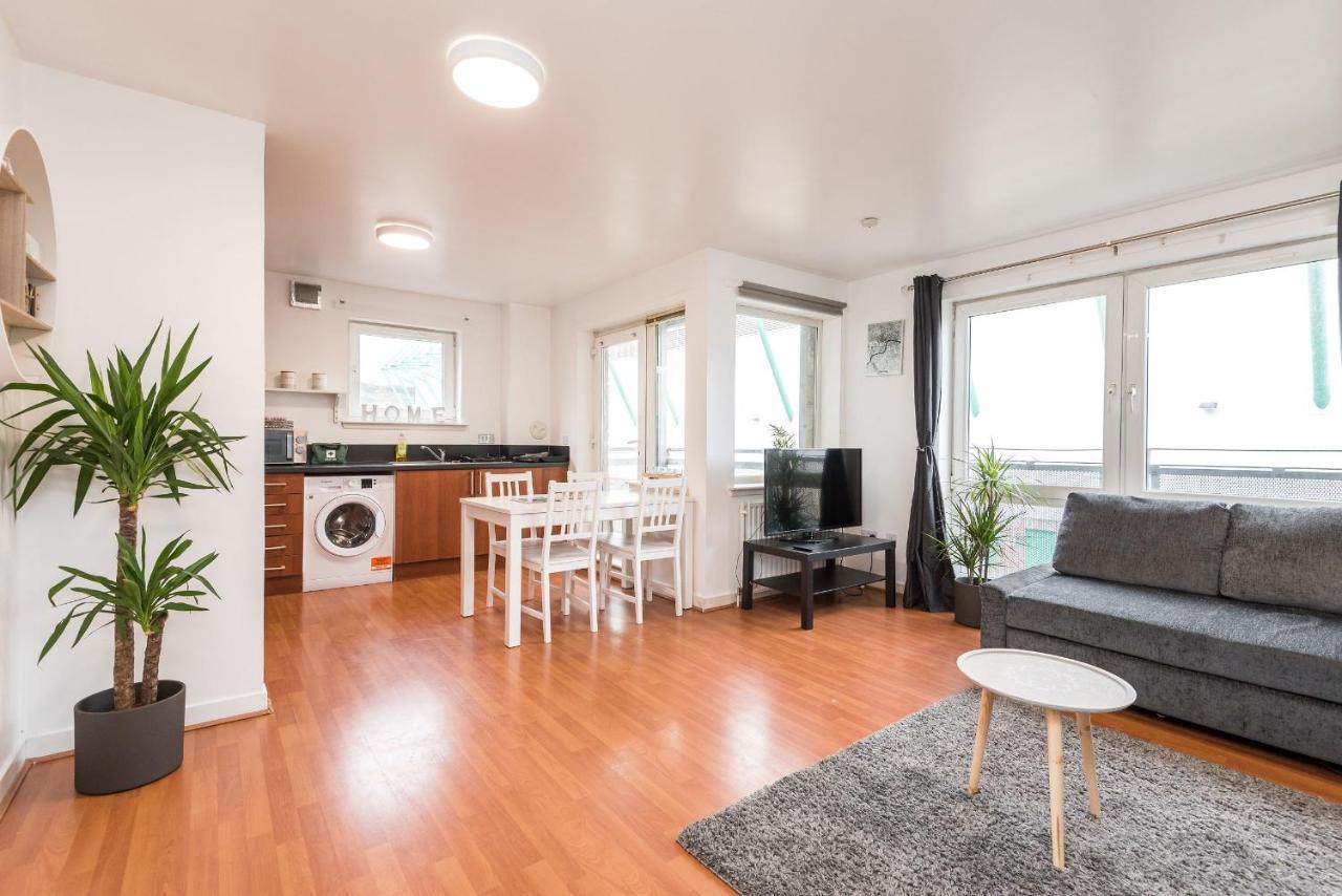 Modern Spacious 3 Bedroom City Centre Apartment - Free Parking - Private Balcony Εδιμβούργο Εξωτερικό φωτογραφία
