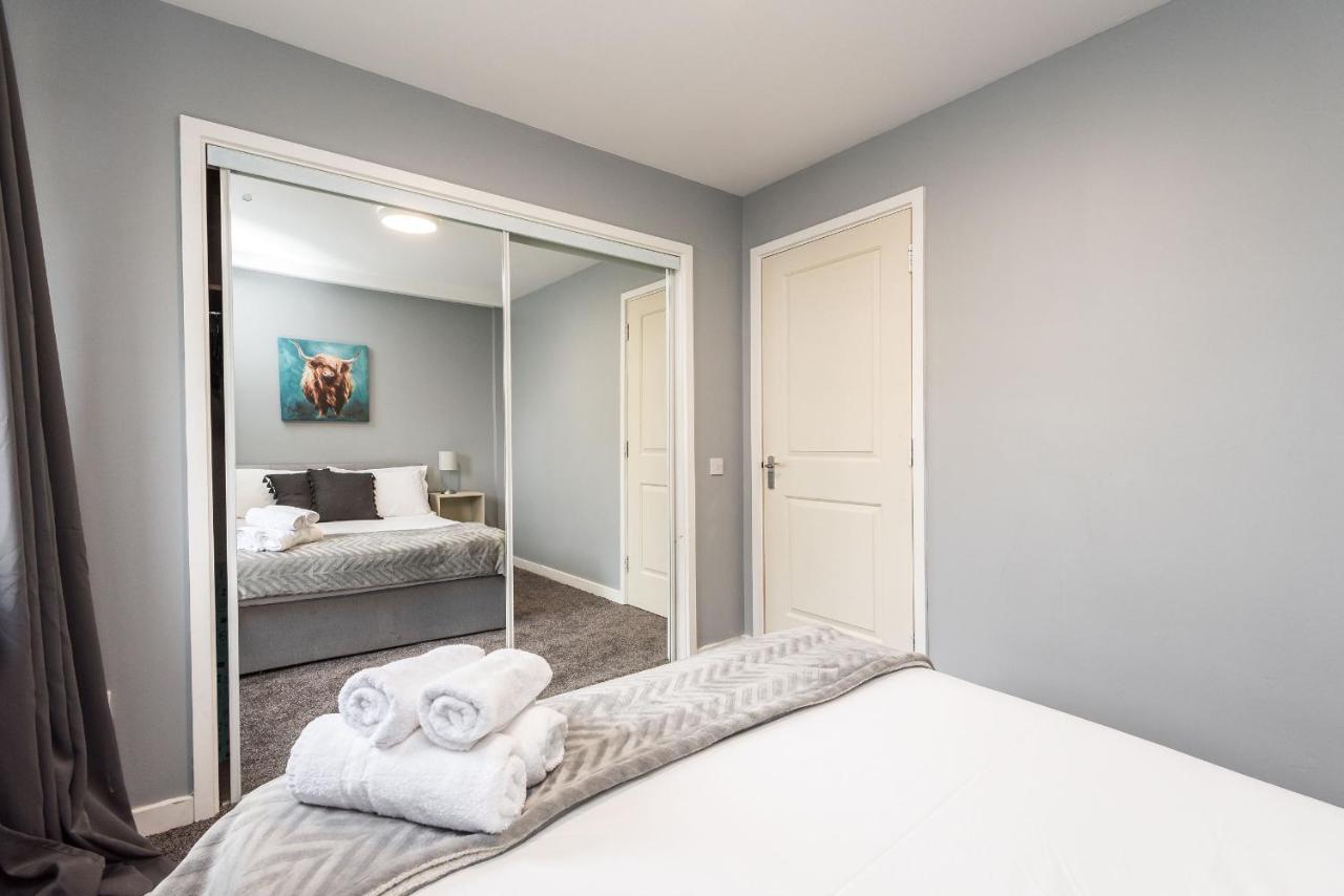 Modern Spacious 3 Bedroom City Centre Apartment - Free Parking - Private Balcony Εδιμβούργο Εξωτερικό φωτογραφία